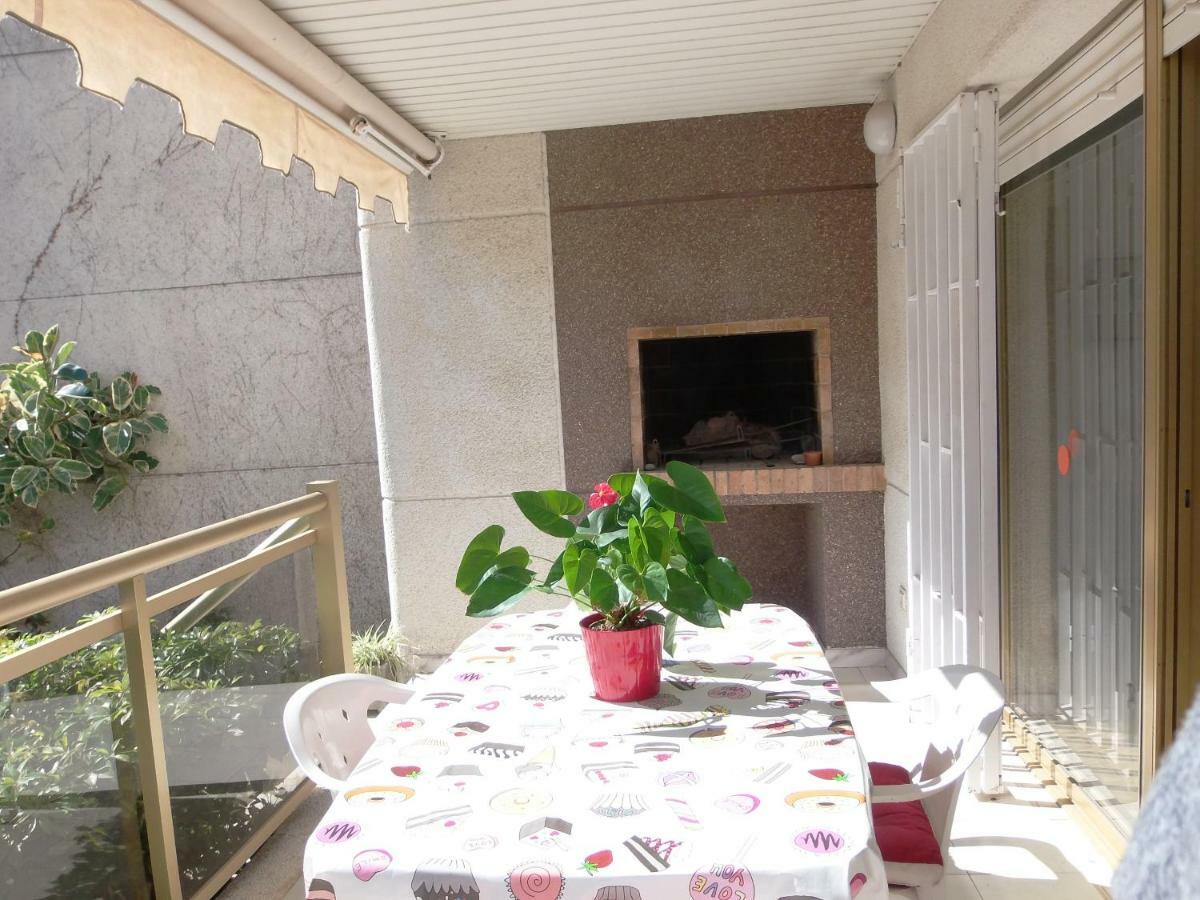 100M2 Big Apartment Private Garden And Pool/ 100M2 Gran Apartamento Jardin Privado Y Piscina / Acogedor Apartamento En Zona Tranquila Y Agradable Cambrils Exterior foto